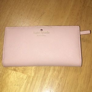 Blush Kate Spade wallet♠️